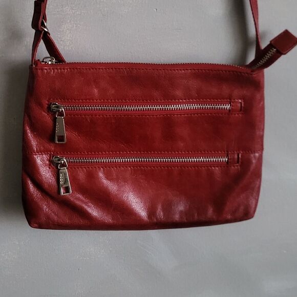 Red Smooth Leather Crossbody 10x7 Double Zip Distressed Bag Hobo International - Picture 1 of 9